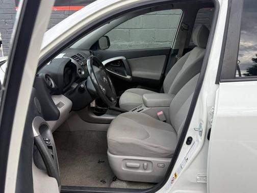 Blizzard Pearl 2007 Toyota RAV4 Limited