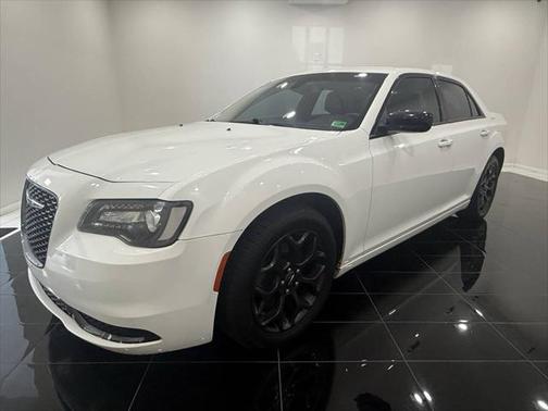 2019 Chrysler 300 Touring