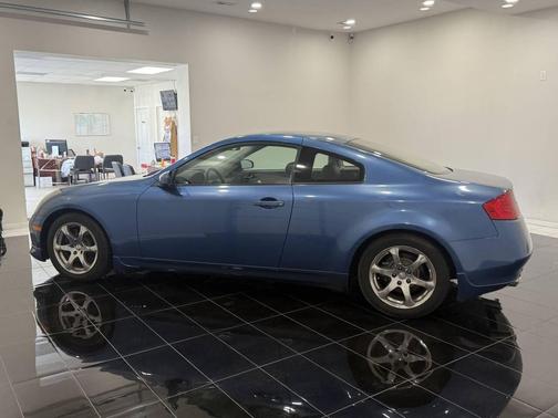2005 INFINITI G35 Base