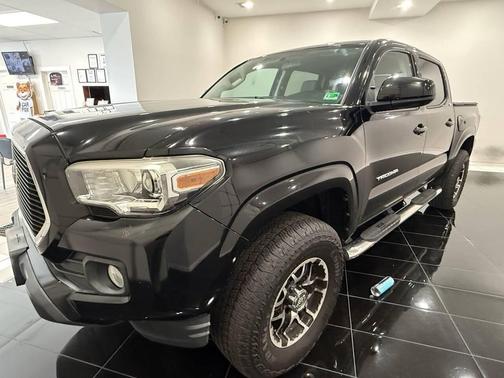 2016 Toyota Tacoma SR5