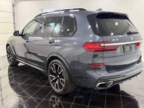 2019 BMW X7 xDrive40i