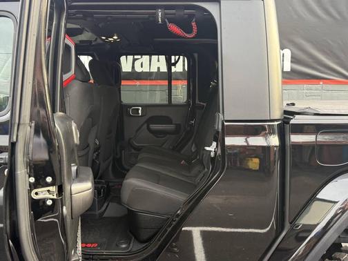 2020 Jeep Gladiator Sport S