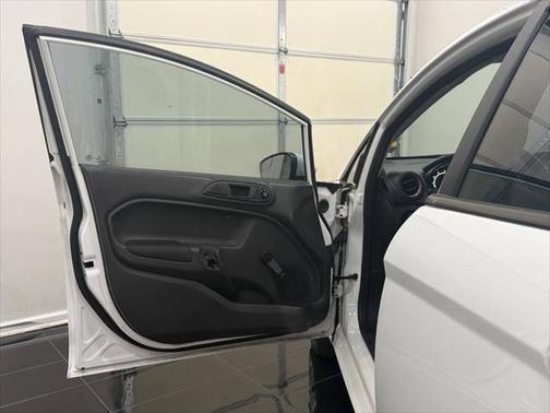 2016 Ford Fiesta S