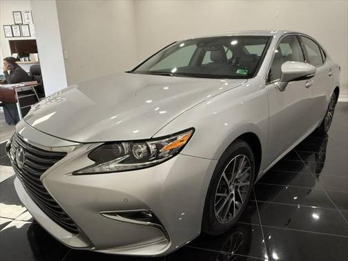 2016 Lexus ES 350 Base