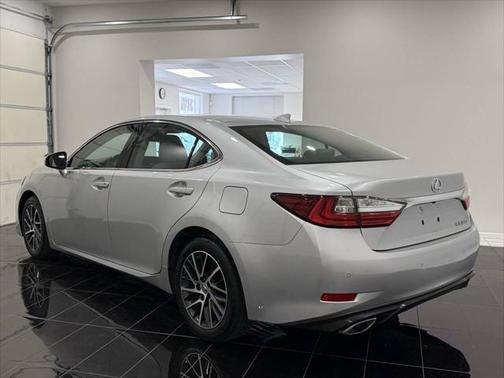 2016 Lexus ES 350 Base