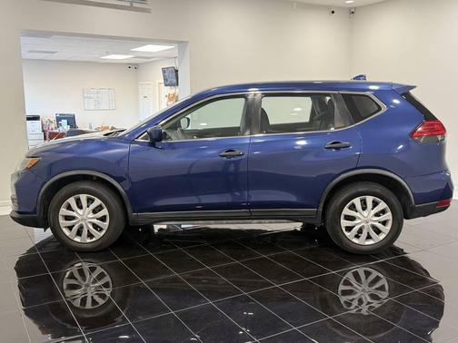 2017 Nissan Rogue S