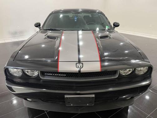 2010 Dodge Challenger SE