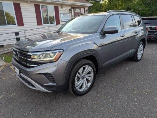 2022 Volkswagen Atlas SE 4Motion w/Tech Pkg Sport Utility 4D