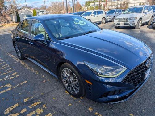 2022 Hyundai SONATA Limited