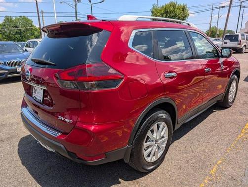 2018 Nissan Rogue SV