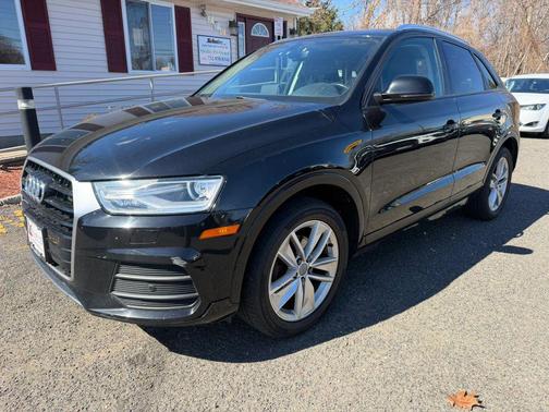 2017 Audi Q3 2.0T Premium
