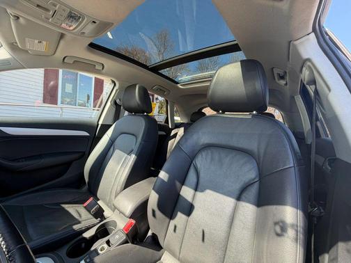 2017 Audi Q3 2.0T Premium