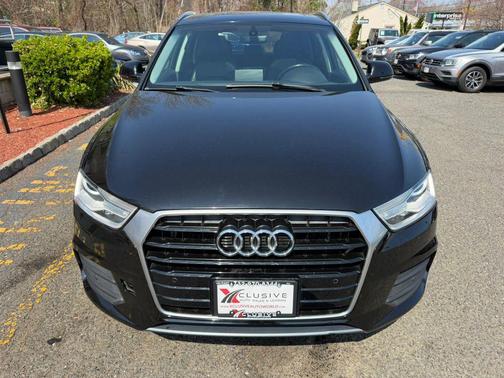 Black 2017 Audi Q3 2.0T Premium