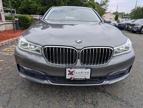 2016 BMW 750 i xDrive