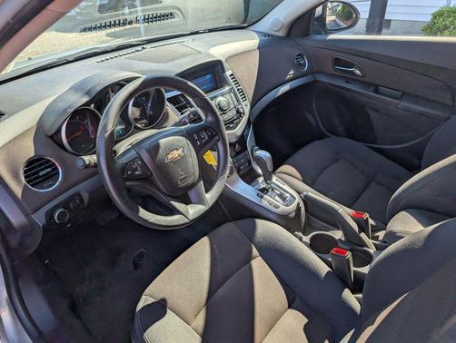 2015 Chevrolet Cruze 1LT