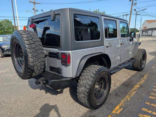 2017 Jeep Wrangler Unlimited Sport