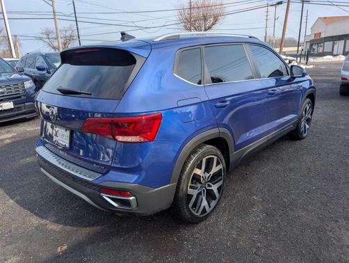 2022 Volkswagen Taos 1.5T SEL