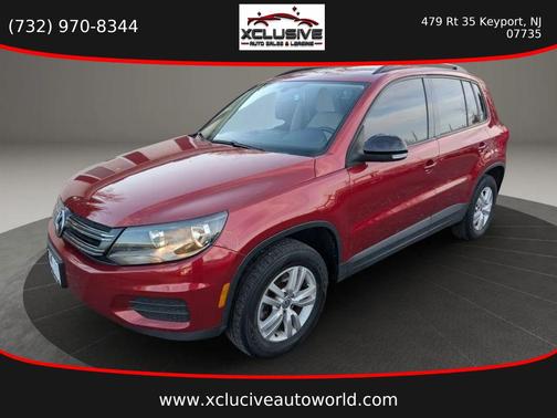 Burgundy 2016 Volkswagen Tiguan S