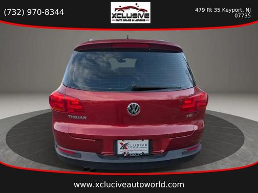 Burgundy 2016 Volkswagen Tiguan S