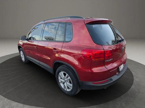 Burgundy 2016 Volkswagen Tiguan S