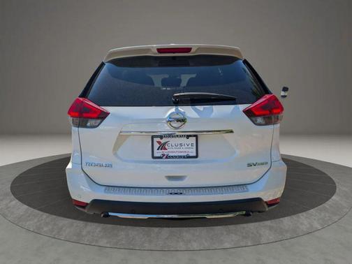 Pearl White Tricoat 2019 Nissan Rogue SV