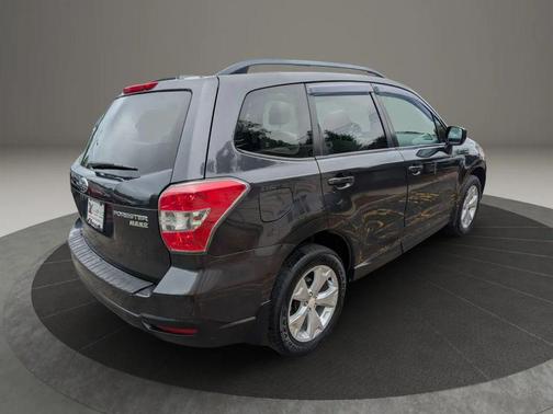 Dark Gray Metallic 2016 Subaru Forester 2.5i Premium