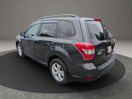 Dark Gray Metallic 2016 Subaru Forester 2.5i Premium