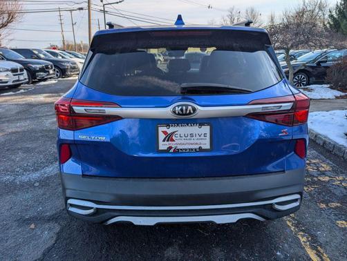 2021 Kia Seltos S