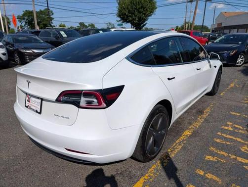 2019 Tesla Model 3 Performance