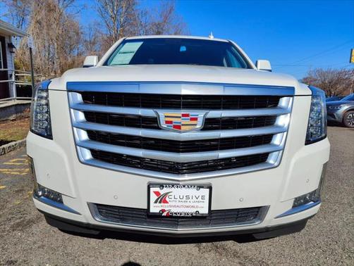 2019 Cadillac Escalade Sport