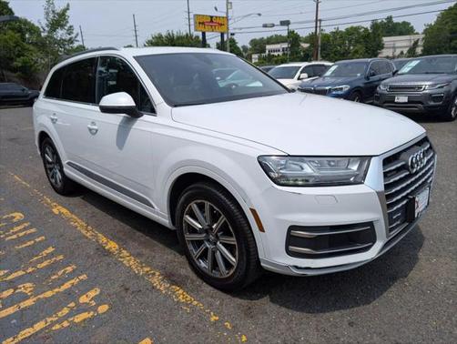 2019 Audi Q7 45 Premium Plus