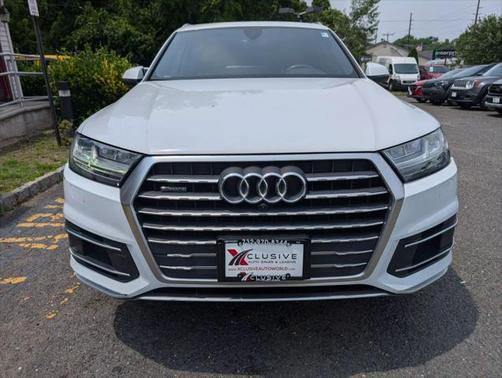 2019 Audi Q7 45 Premium Plus