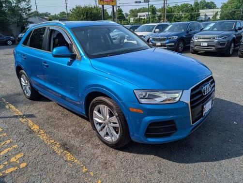2017 Audi Q3 Premium Sport Utility 4D