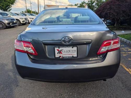 2010 Toyota Camry LE