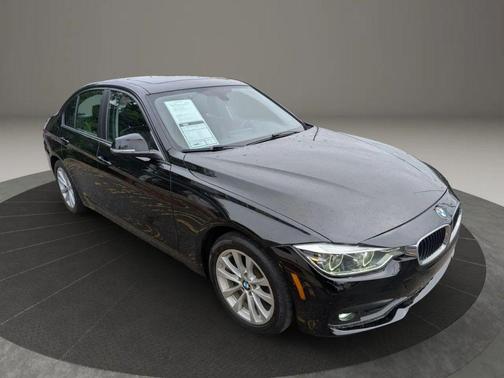 Black 2018 BMW 320 i