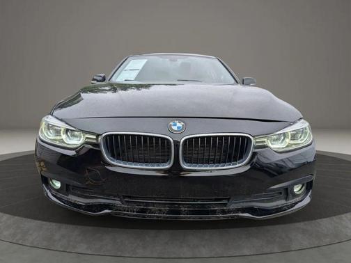 Black 2018 BMW 320 i