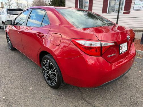 2015 Toyota Corolla LE Plus
