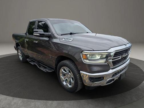 Granite Crystal Metallic Clearcoat 2019 RAM 1500 Big Horn