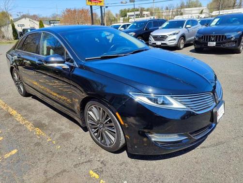 2016 Lincoln MKZ Base