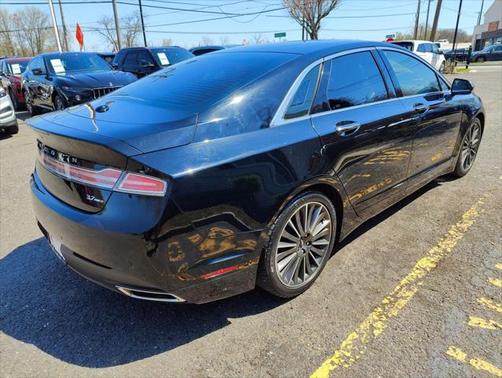 2016 Lincoln MKZ Base