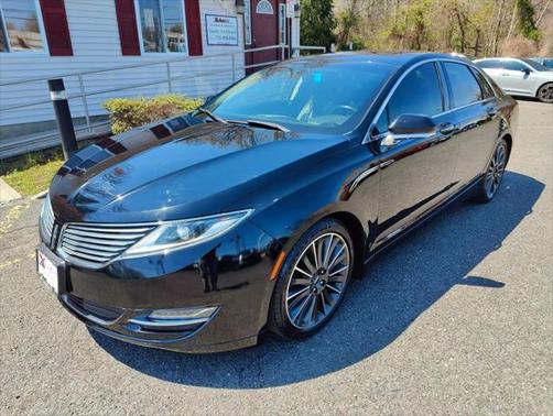 2016 Lincoln MKZ Base