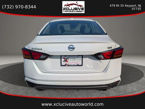 White 2020 Nissan Altima SR FWD