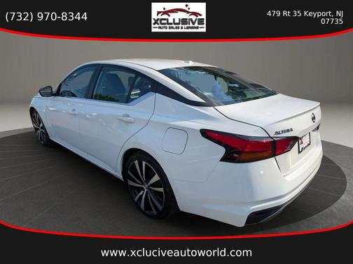 White 2020 Nissan Altima SR FWD
