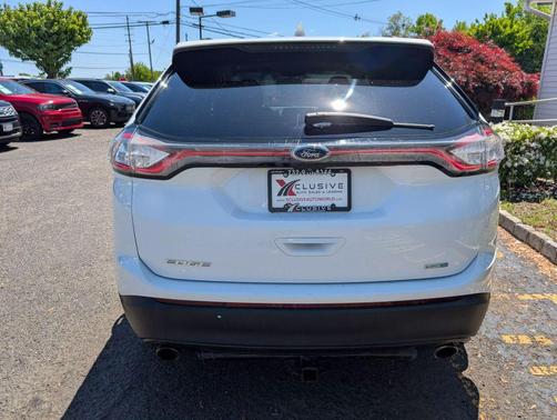 2018 Ford Edge SE