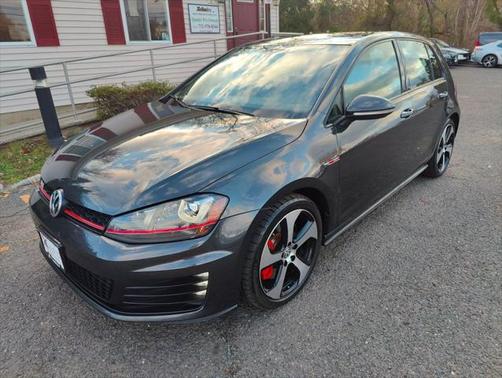 2017 Volkswagen Golf GTI 2.0T S 4-Door
