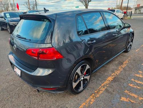 2017 Volkswagen Golf GTI 2.0T S 4-Door