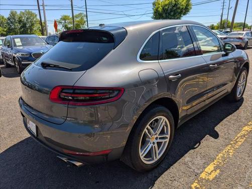 2016 Porsche Macan S Sport Utility 4D