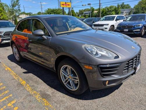 2016 Porsche Macan S Sport Utility 4D