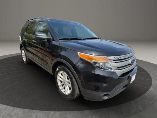 Tuxedo Black Metallic 2015 Ford Explorer Sport