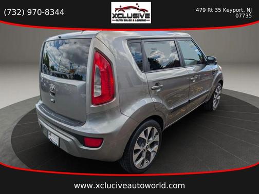 Bright Silver Metallic 2013 Kia Soul !